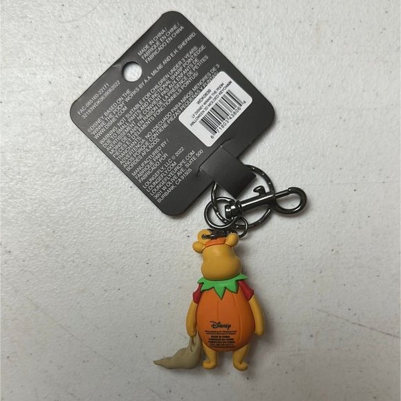 Loungefly Disney Winnie the Pooh Halloween 3D Molded Keychain - Picture 5 of 5